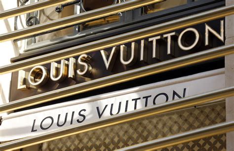 louis vuitton official website international|louis vuitton sign up.